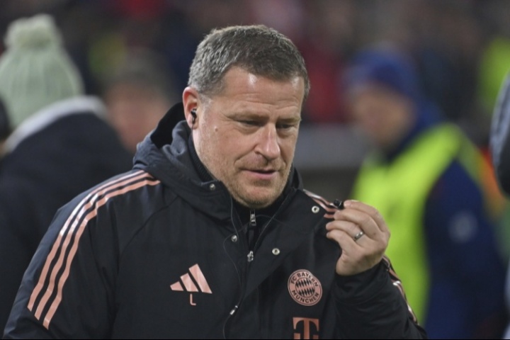 總監(jiān)下課？德媒：拜仁夏窗的表現(xiàn)很有可能決定埃貝爾的未來