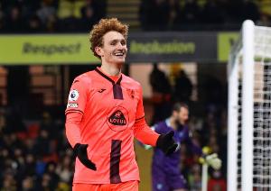 天空體育：狼堡2100萬鎊報價諾維奇前鋒薩爾根特，接近達(dá)協(xié)議