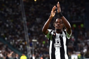 跟隊記者：尤文考慮為姆班古拉加入轉(zhuǎn)售分成條款，很可能10%左右