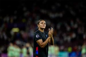 英格蘭女足主帥：不讓卡特首發(fā)出于戰(zhàn)術考慮，與種族歧視事件無關