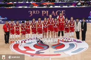 亞洲杯季軍！趙爽：姑娘們的表現(xiàn)大家有目共睹 競(jìng)技體育就是殘酷