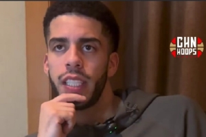 寧波外援霍華德：在中國客場比賽有人拿照片簽名 我會全簽