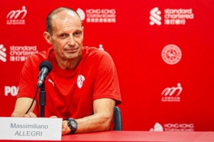 要誠實(shí)啊老囧??阿萊格里：斯洛特在轉(zhuǎn)會(huì)窗呼風(fēng)喚雨？完全不羨慕