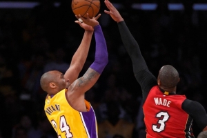 夏普：韋德說科比是歷史前3 那喬丹&詹姆斯&賈巴爾中該替換誰