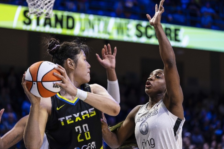 手風(fēng)不順！李月汝7中1得4分飛翼慘敗王牌 阿德巴約女友準(zhǔn)三雙+4帽