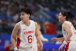 張茹：楊舒予怕外界說(shuō)她德不配位 她很在意去證明自己