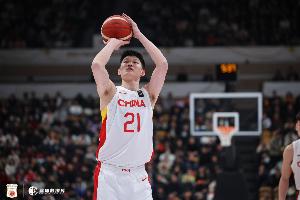 中國男籃VS波黑首發(fā)：胡金秋、朱俊龍、趙嘉義、程帥澎、胡明軒
