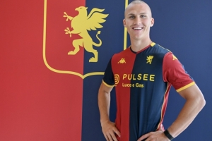 官方：熱那亞租借+有條件強制買斷雷恩后衛(wèi)厄斯蒂高