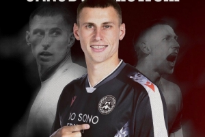 官方：烏迪內(nèi)斯簽下27歲波蘭中場(chǎng)彼得羅夫斯基，合同至2029年