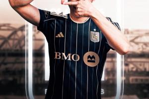 Here we go！羅馬諾：孫興慜將加盟洛杉磯FC，轉(zhuǎn)會(huì)費(fèi)超1500萬(wàn)歐