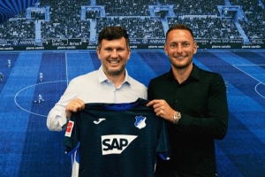 霍芬海姆官方：球隊(duì)免簽西漢姆右后衛(wèi)曹法爾，合同期1年