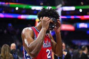 美記：聯(lián)盟除76人都不覺得恩比德能康復(fù) 有人將他和萊昂納德類比