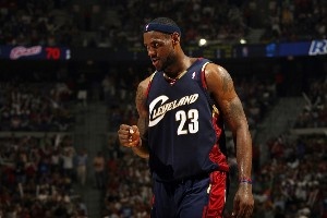 ??各隊三分王哪家強？大小王上榜 庫里王中王 籃網(wǎng)鵜鶘魔術(shù)難猜