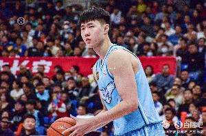 媒體人：胡明軒&趙嘉義完成了不錯(cuò)的反彈 三分延續(xù)了今夏的好手感