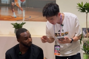 維金斯：GOAT選喬丹 KD那家伙最難防了 勇士和熱火都是很棒的球隊(duì)