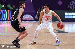 濟(jì)南時(shí)報(bào)：中國(guó)男籃時(shí)隔10年重返亞洲杯四強(qiáng) 高詩(shī)巖防守立奇功