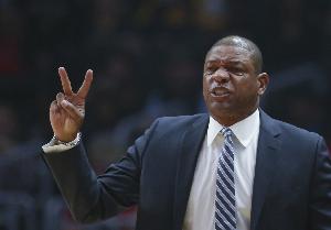 KG：老里太聰明了 他對戰(zhàn)術(shù)的理解達(dá)到頂級 我們籃球理念完全一致