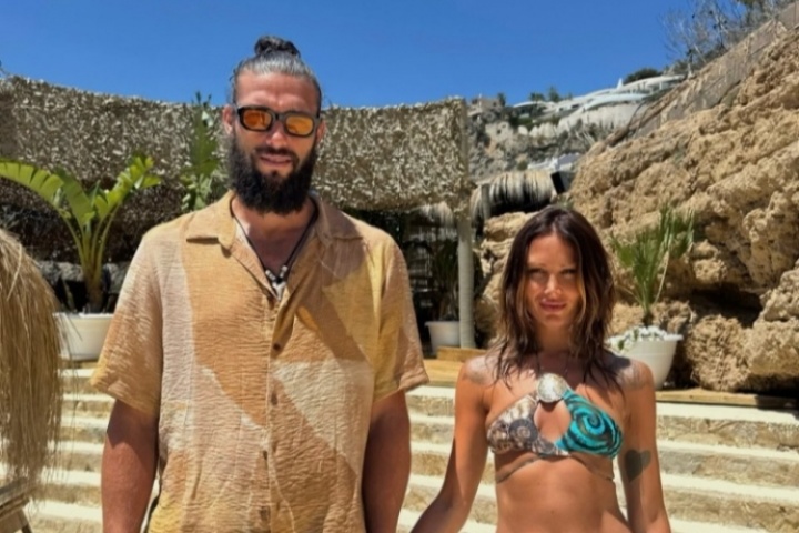 周中被曝分手光速復合！卡羅爾：我和女友只是吵架，我們已經(jīng)和好