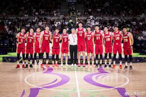 心系國家隊！李凱爾社媒祝賀中國男籃：干得漂亮 兄弟們太硬了