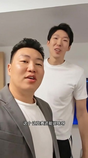 等你歸來(lái)！李根調(diào)侃周琦：你應(yīng)該在球場(chǎng)上 而不是在演播室里