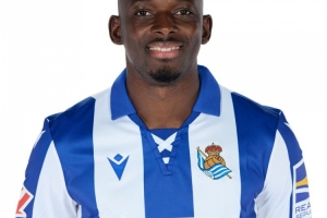 記者：里爾主帥熱內(nèi)西奧有意皇社后衛(wèi)H-特拉奧雷，但目前暫無進展