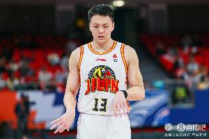 ??媒體人：遼寧男籃交易得到吉林頂薪鋒線姜宇星！