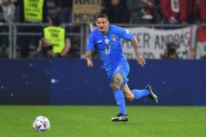 斯基拉：比薩、卡利亞里有意那不勒斯右后衛(wèi)馬佐基