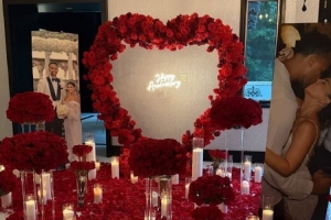 浪漫滿屋！李凱爾更博慶祝結(jié)婚周年：周年快樂 我的愛人??