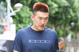 參加第9屆阜新籃球節(jié)四國(guó)男籃邀請(qǐng)賽的遼寧男籃 已經(jīng)從大本營(yíng)出發(fā)