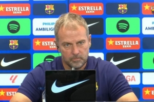 弗里克：會(huì)幫助亞馬爾以正確的方式發(fā)展 我想留下所有的球員