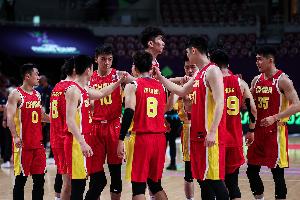 1分惜?。喼薇瓫Q賽夜中國男籃53次上熱搜 其中兩次登頂熱搜