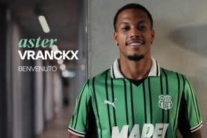 官方：薩索洛100萬歐租借＋900萬歐買斷選項簽下狼堡中場弗蘭克斯