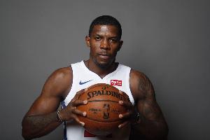 NBA歷史壓哨絕殺榜：?jiǎn)痰?次最多 單打喬、科比、詹姆斯各8次