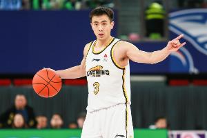 媒體人：大學(xué)生后衛(wèi)球員最欣賞的CBA后衛(wèi) 80%～90%的答案是趙繼偉