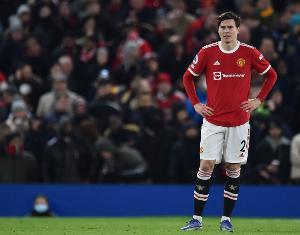 羅馬諾：佛羅倫薩商談免簽林德洛夫，球員收到兩份英超報(bào)價(jià)