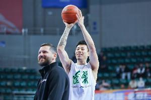 媒體人：上海得到張鎮(zhèn)麟 鋒線實(shí)力提升 國產(chǎn)鋒線價(jià)值或進(jìn)一步走高