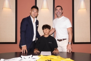 官方：19歲小將劉昊雨加盟加泰二級聯(lián)賽球隊國際巴塞羅那