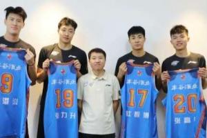 四川小老板：介入管理后發(fā)現(xiàn) 球員工資被挪于他用了