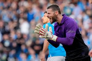 德赫亞之痛！BBC：轉(zhuǎn)會幕后英雄傳真機(jī)已OUT，現(xiàn)多用數(shù)字掃描文件