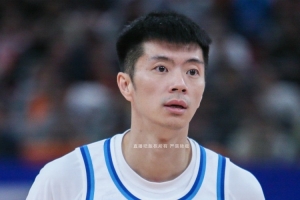 寧波男籃曬隊(duì)內(nèi)單挑視頻：王子瑞瀟灑反籃上進(jìn)&干拔命中