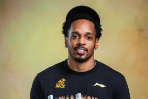 廣廈老總：跟小巴里-布朗談過歸化的事 但讓他不愿意放棄美國國籍