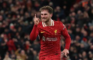 阿媒：因首趟航班延誤錯(cuò)過轉(zhuǎn)機(jī)，麥卡利斯特尚未抵達(dá)阿根廷報(bào)到