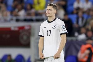 德天空：維爾茨輕率失球后沒有回追，這一幕是整體災難表現的折射