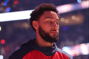 與經(jīng)紀(jì)人分道揚(yáng)鑣！美記：看來本-西蒙斯的職業(yè)生涯 真要結(jié)束了