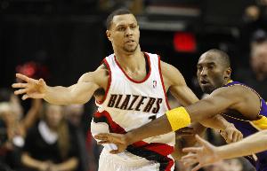 韋德：如果羅伊不受傷 他能和喬丹&科比&哈登&我&Logo相提并論