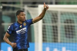 鄧弗里斯：我問范迪克如何出席金球獎(jiǎng)晚會(huì) 范迪克：穿件漂亮衣服