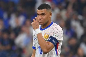 姆巴佩：在法國(guó)隊(duì)射手榜上超越亨利的感覺(jué)很美妙，但前面還有吉魯