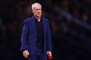 德尚：姆巴佩連續(xù)進球狀態(tài)很好，法國主場球迷不應(yīng)該噓拉比奧特