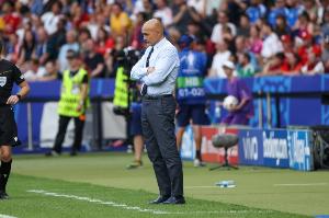 斯基拉：費內(nèi)巴切努力說服斯帕萊蒂接手球隊，仍遭到拒絕