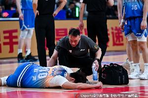 趙睿：跟新疆的球迷說(shuō)對(duì)不起 這兩年因?yàn)閭?我的出勤率確實(shí)少